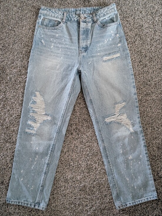 No Boundaries Denim - Light Blue Distressed Cropped Women’s Jeans